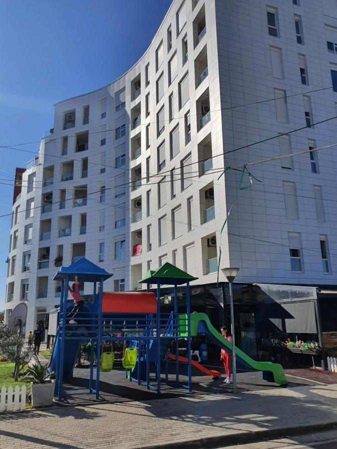 Rovena'S Apartment - Free Parking Τίρανα Εξωτερικό φωτογραφία